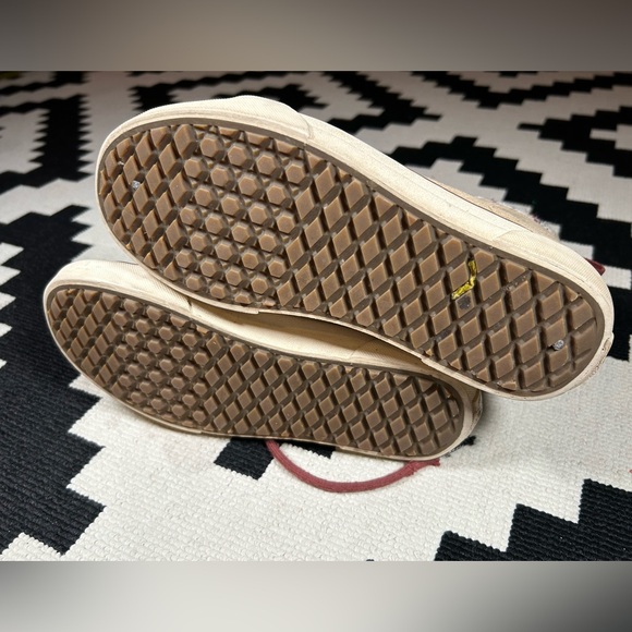 Rad VANS high top sneakers!! - Picture 8 of 10